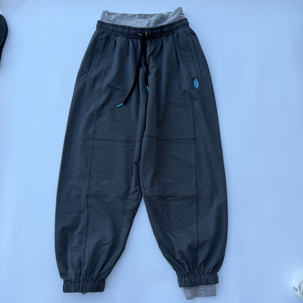 FP Movement Free People Women's Small Grey Get Heated Pants Barrel Leg Joggers